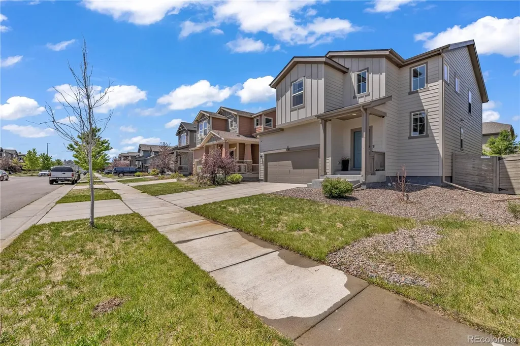 4731 Helena Street Denver CO 80239