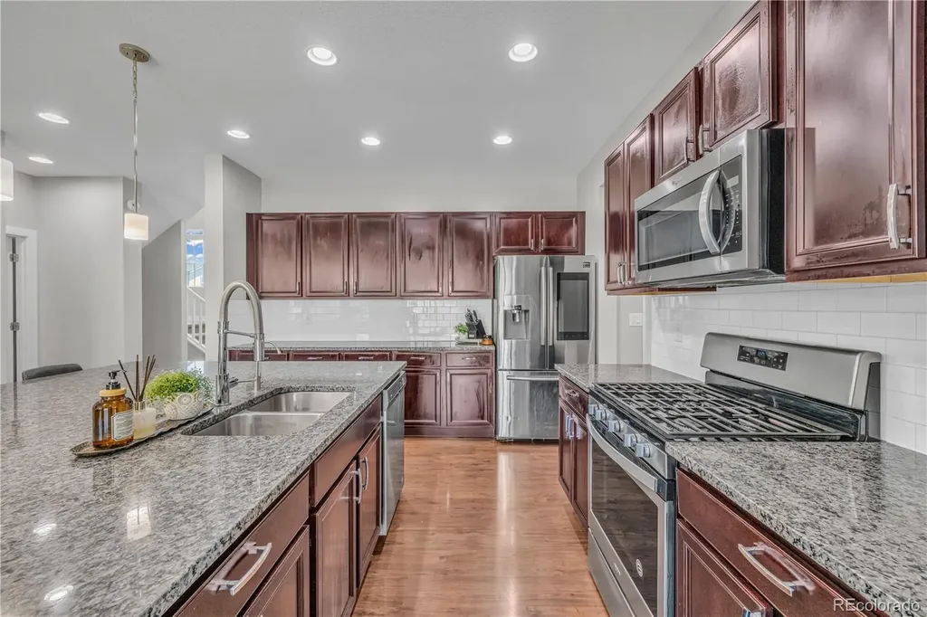 4731 Helena Street Denver CO 80239