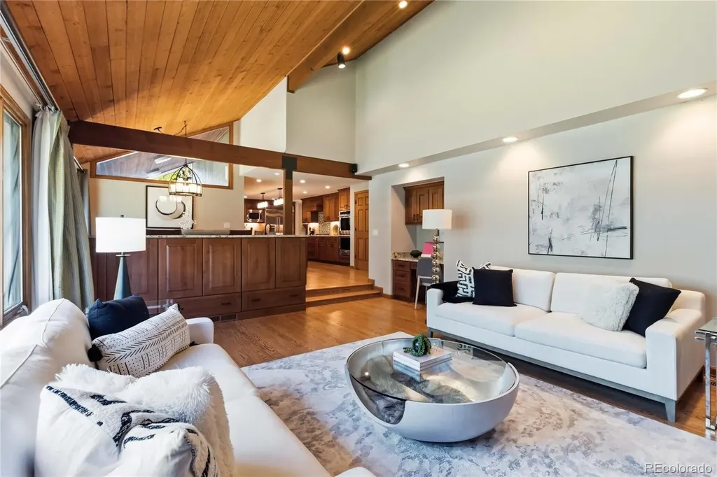 7807 S Forest Street Centennial CO 80122