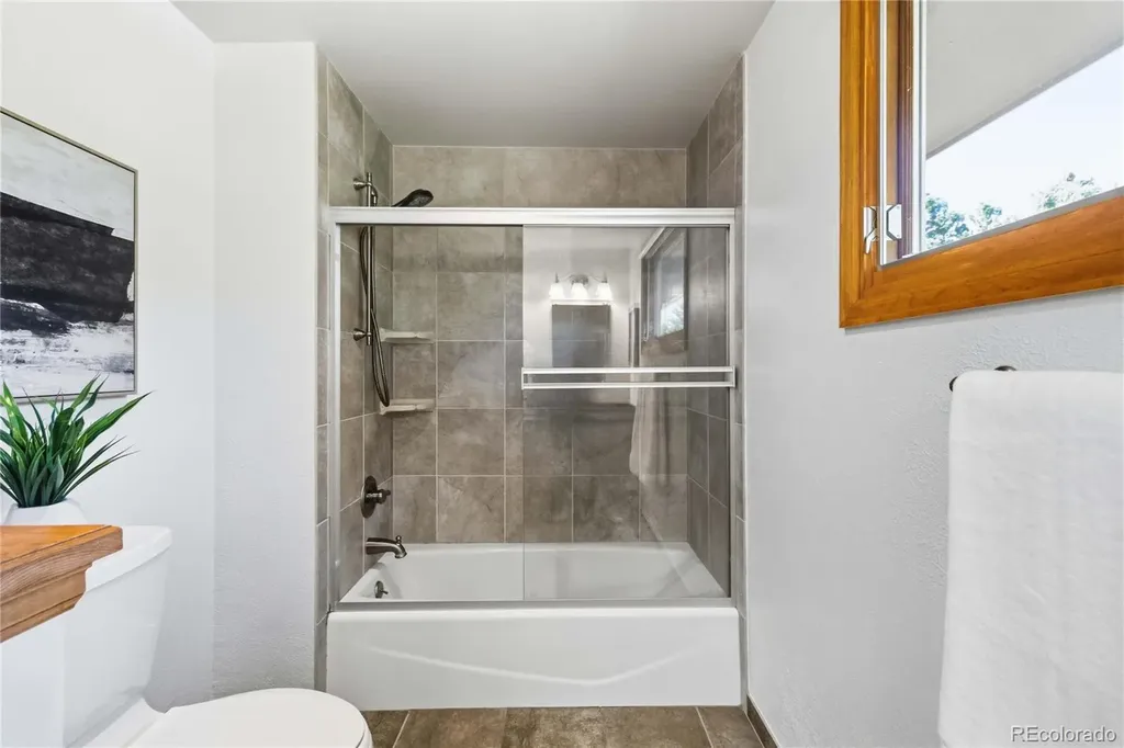 7807 S Forest Street Centennial CO 80122