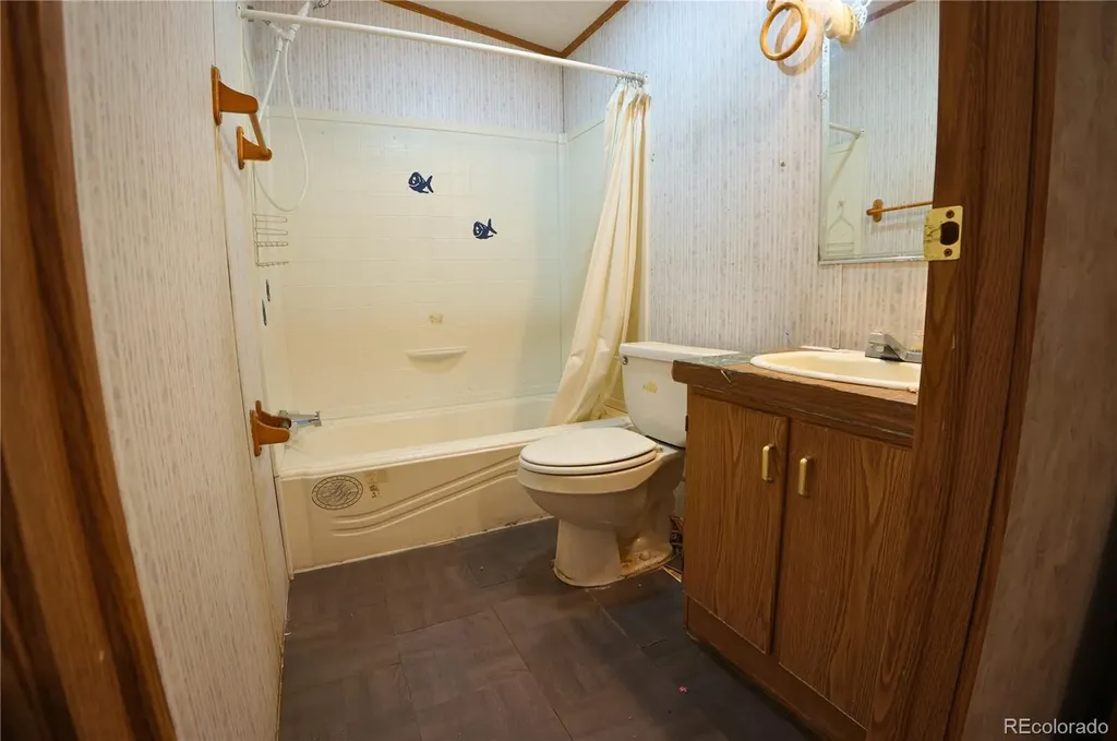 825 Glen Ayre Street Dacono CO 80514