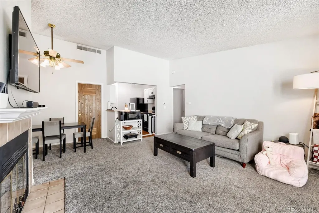 6705 S Field Street Littleton CO 80128