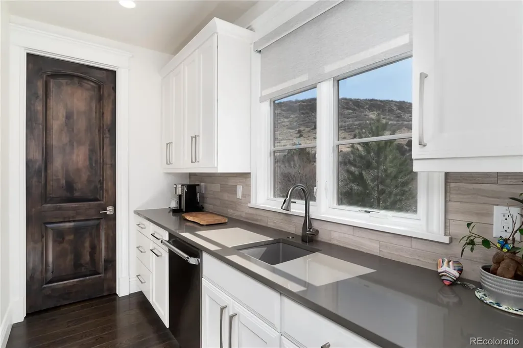 8310 Raphael Lane Littleton CO 80126