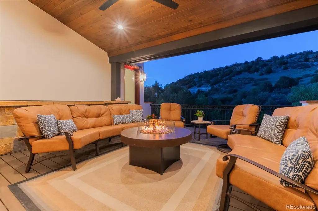 8310 Raphael Lane Littleton CO 80126