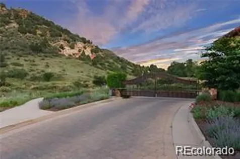 8310 Raphael Lane Littleton CO 80126