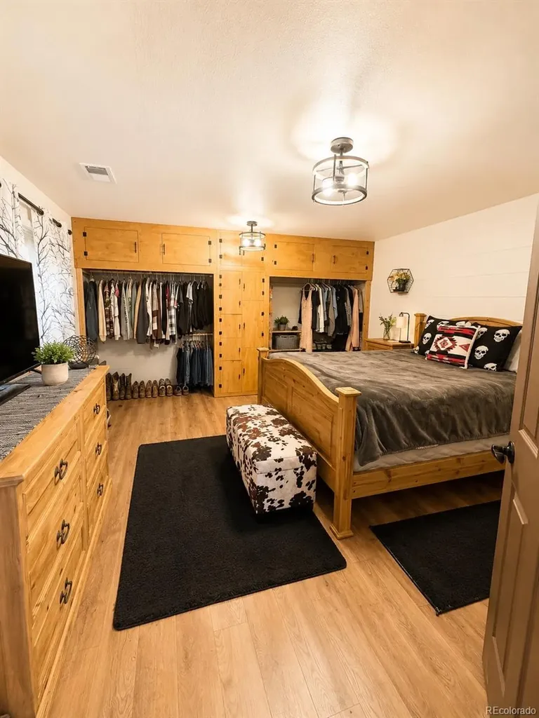 470 Lakeview Drive Drake CO 80515