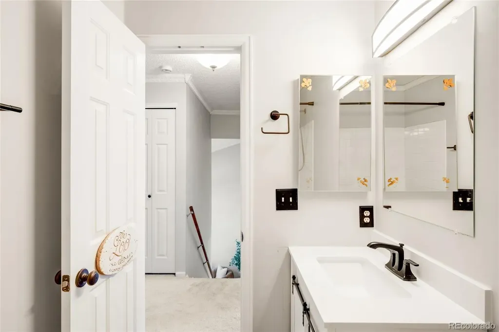 10176 Woodrose Lane Littleton CO 80129