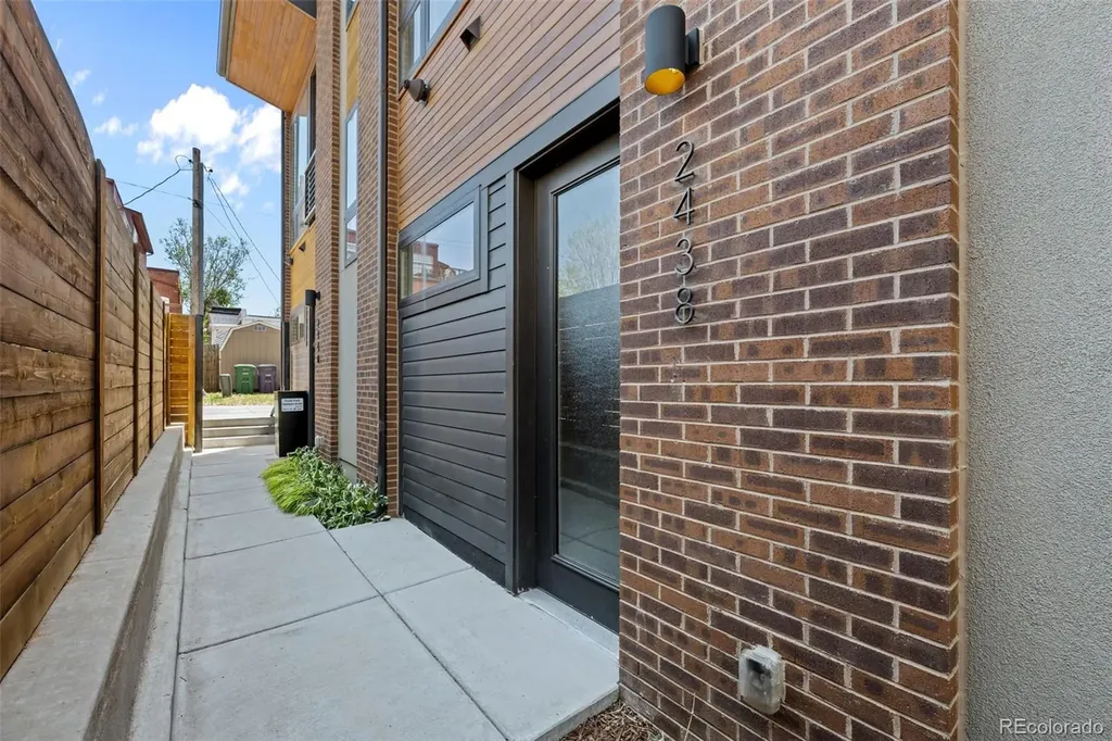 2438 N Washington Street Denver CO 80205