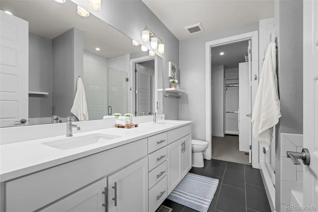 2438 N Washington Street Denver CO 80205