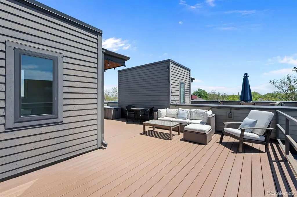 2438 N Washington Street Denver CO 80205