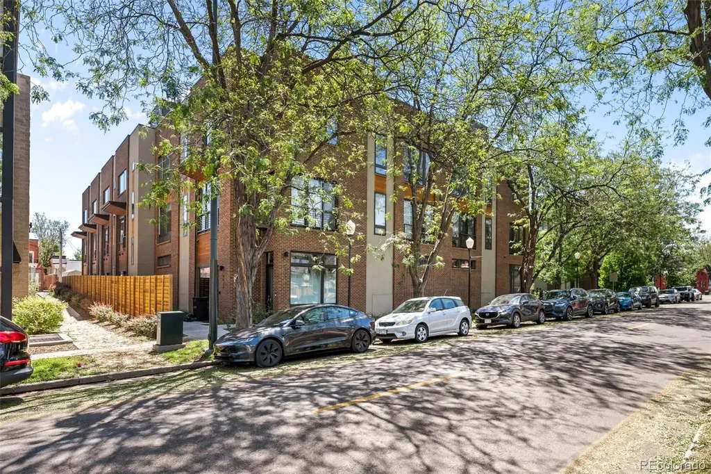 2438 N Washington Street Denver CO 80205