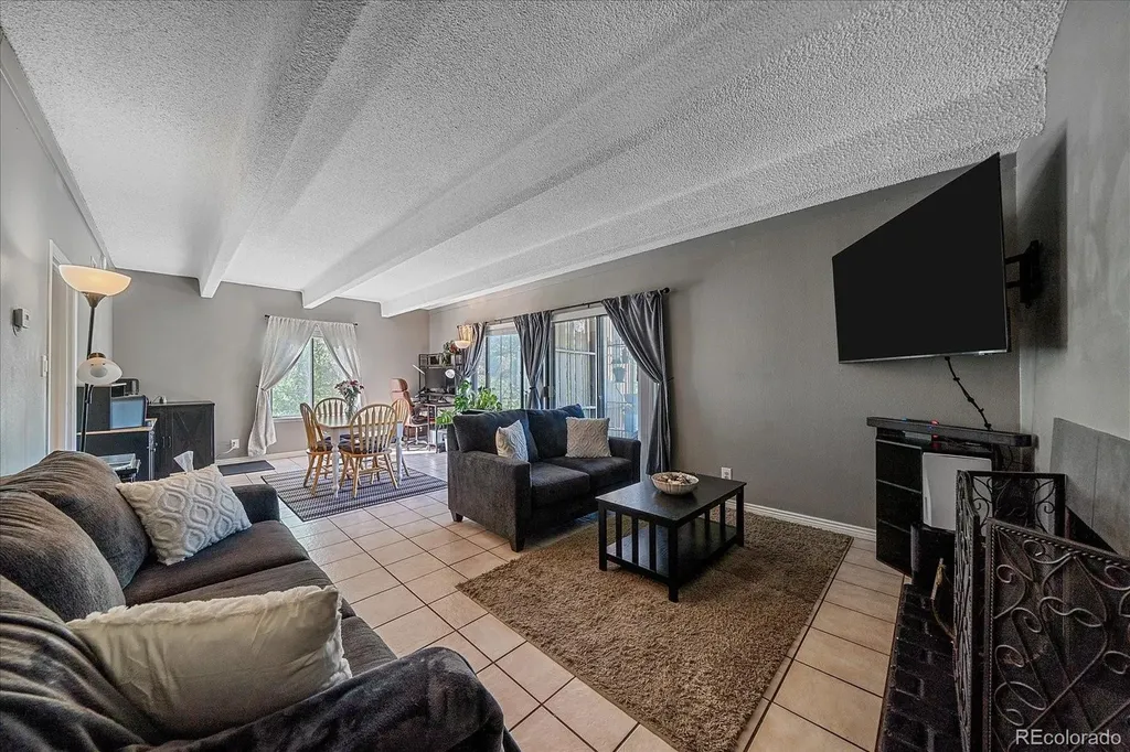 2525 S Dayton Way Denver CO 80231
