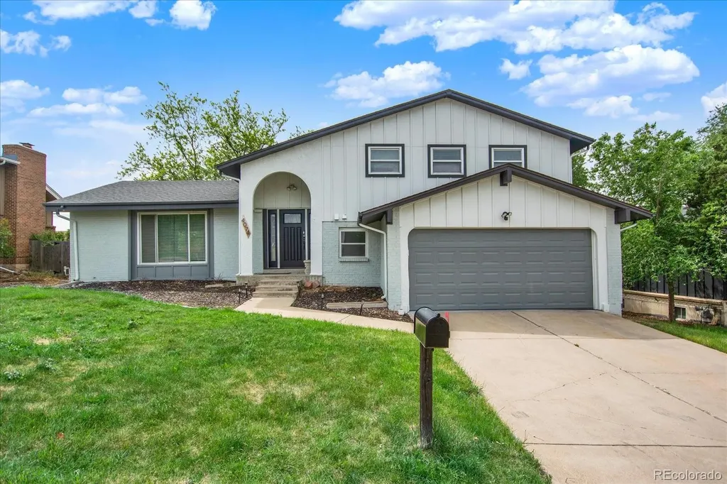 Denver CO, 4074 S Willow Way