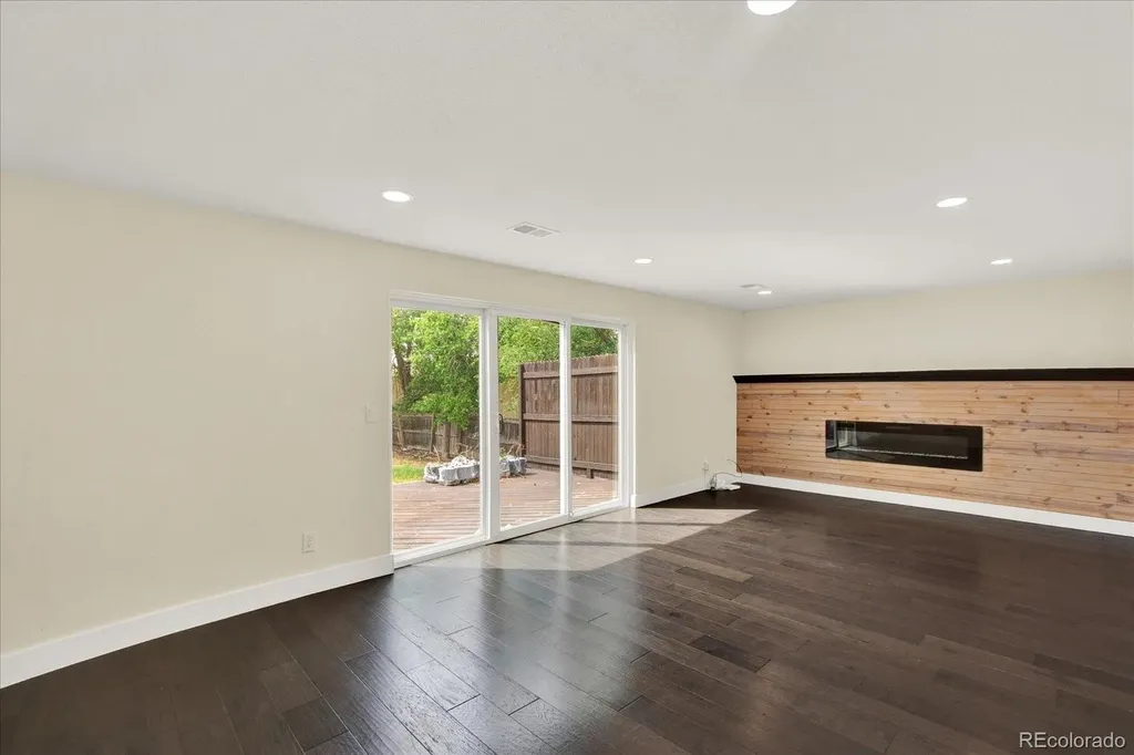 4074 S Willow Way Denver CO 80237