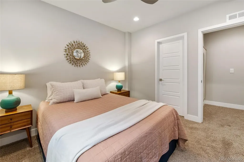 4136 King Street Denver CO 80211