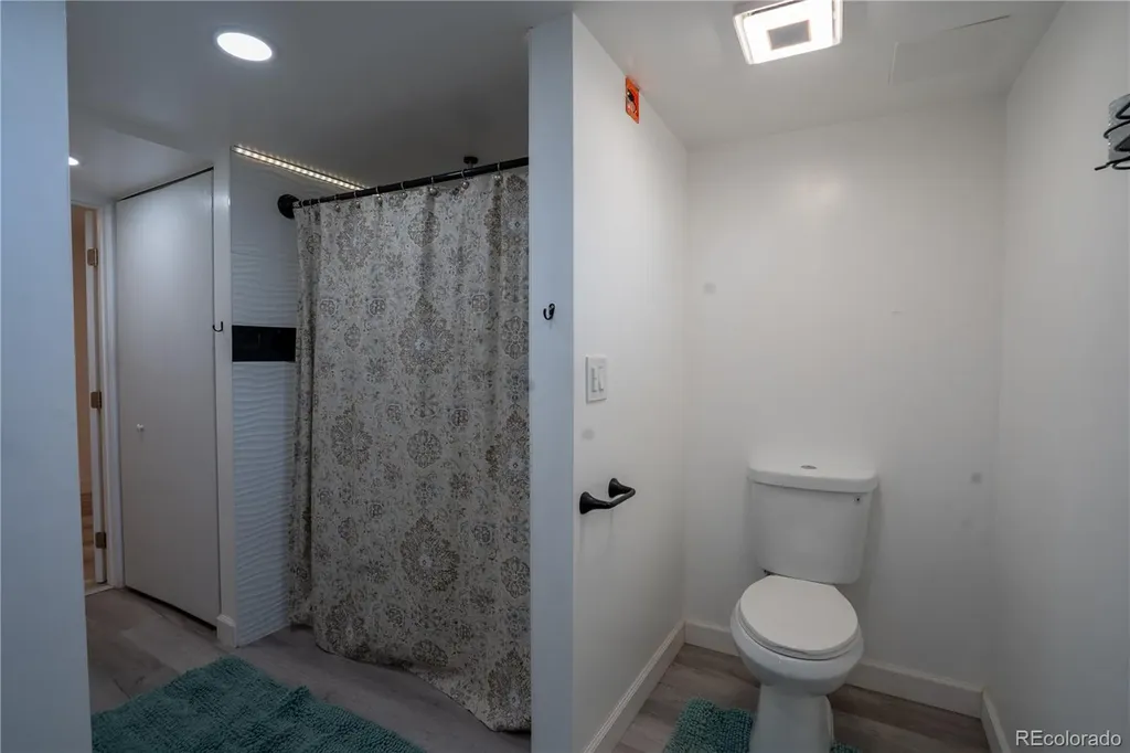 92 Zenobia Street Denver CO 80219