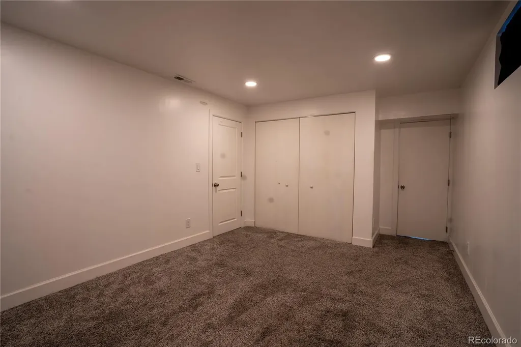 92 Zenobia Street Denver CO 80219