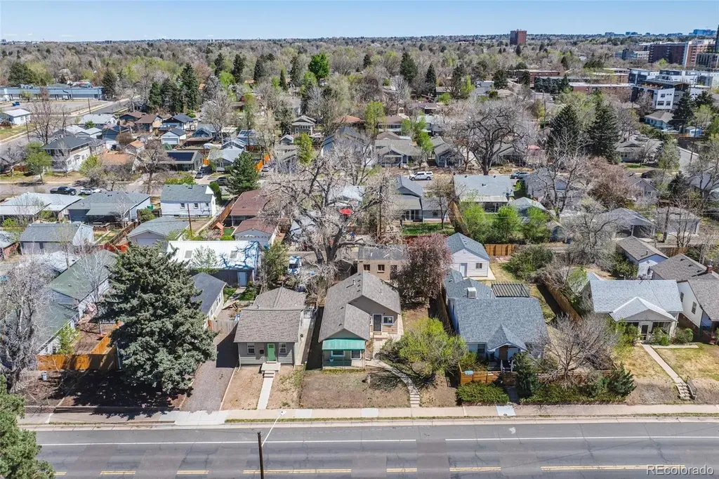 3262 S Logan Street Englewood CO 80113