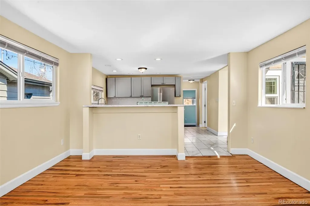 3262 S Logan Street Englewood CO 80113