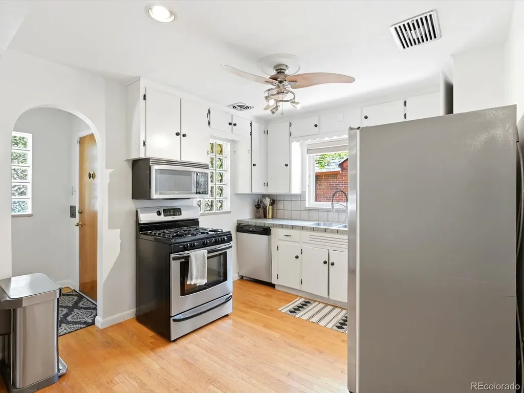 3863 Perry Street Denver CO 80212