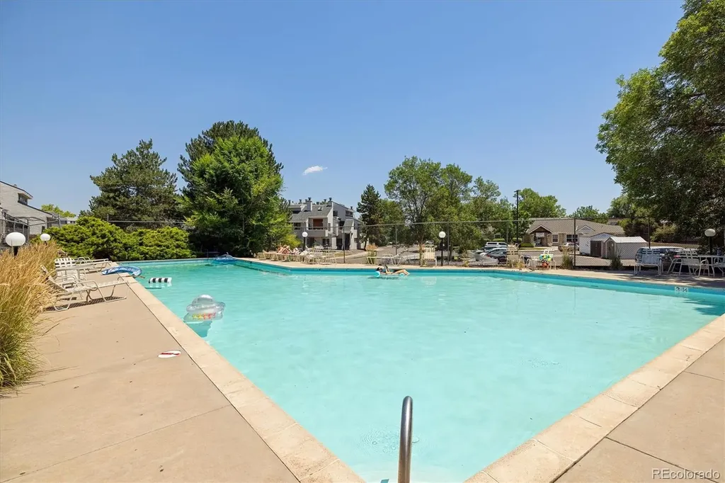 1820 Newland Court Lakewood CO 80214