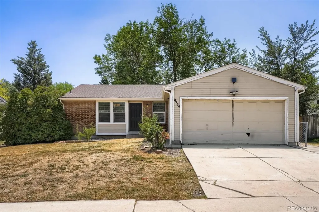 2754 S Uravan Street Aurora CO 80013