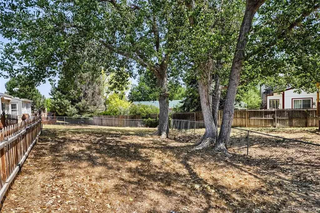 2754 S Uravan Street Aurora CO 80013