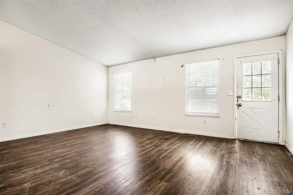 2754 S Uravan Street Aurora CO 80013