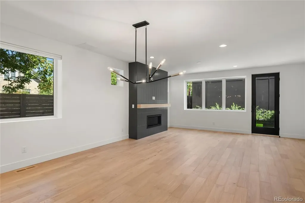 588 Adams Street Denver CO 80206