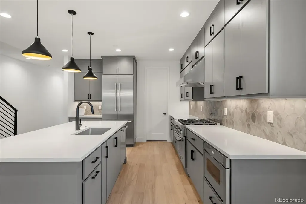 588 Adams Street Denver CO 80206