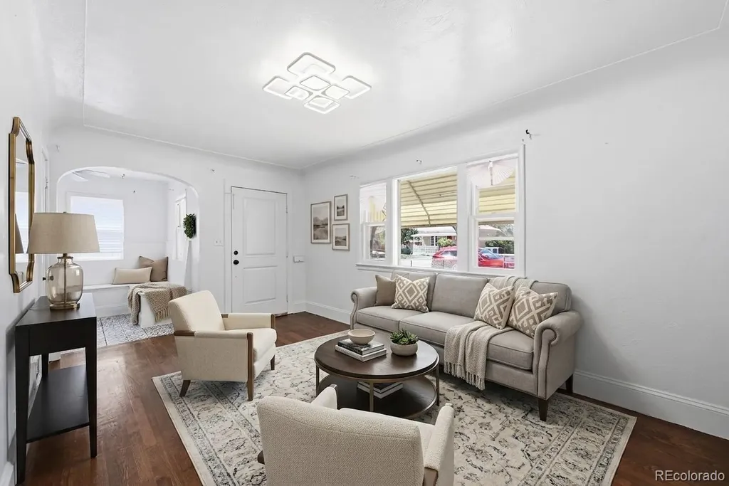 1356 Iola Street Aurora CO 80010