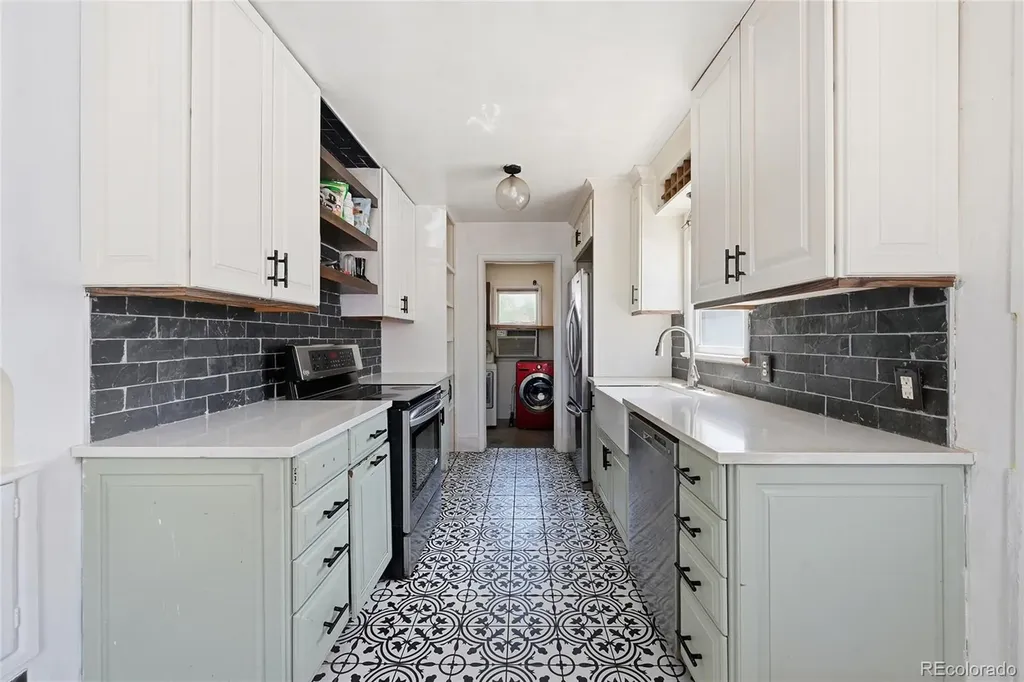 1356 Iola Street Aurora CO 80010