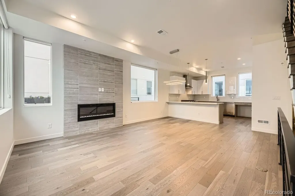 1612 Irving Street Denver CO 80204