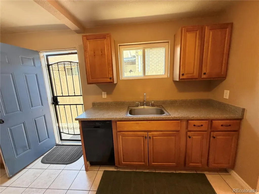 1687 Moline Street Aurora CO 80010