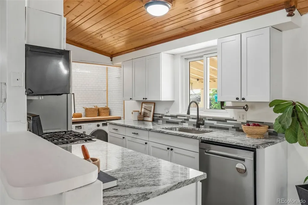7941 Zuni Street Denver CO 80221