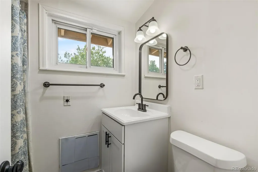 7941 Zuni Street Denver CO 80221