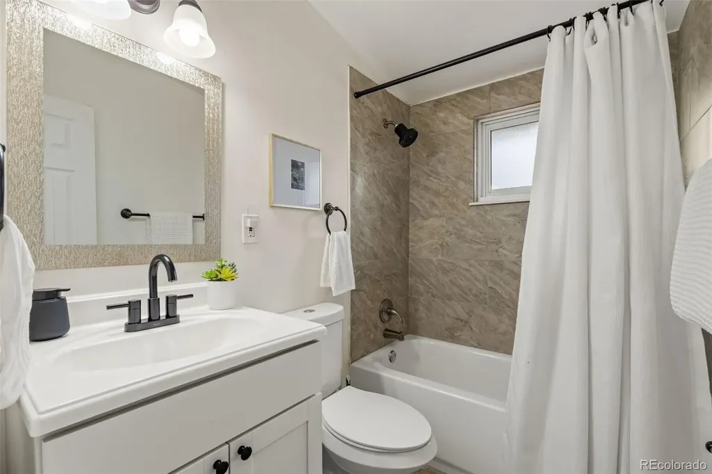 7941 Zuni Street Denver CO 80221