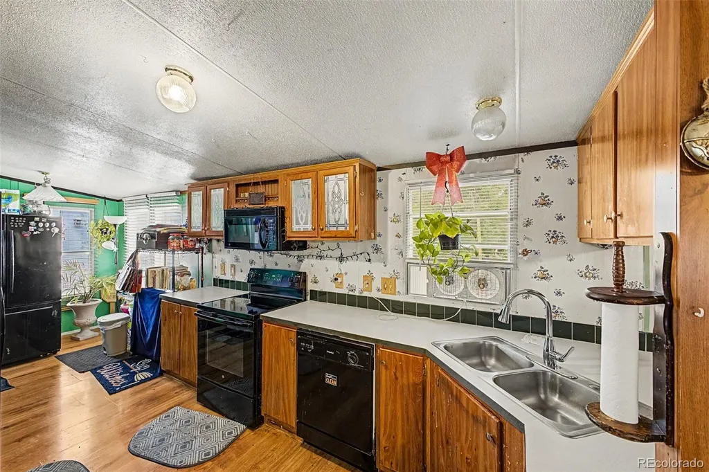 15023 W 13th Avenue Golden CO 80401