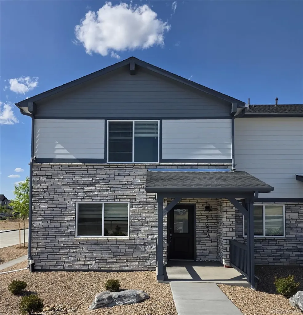 21229 E 65th Avenue Aurora CO 80019