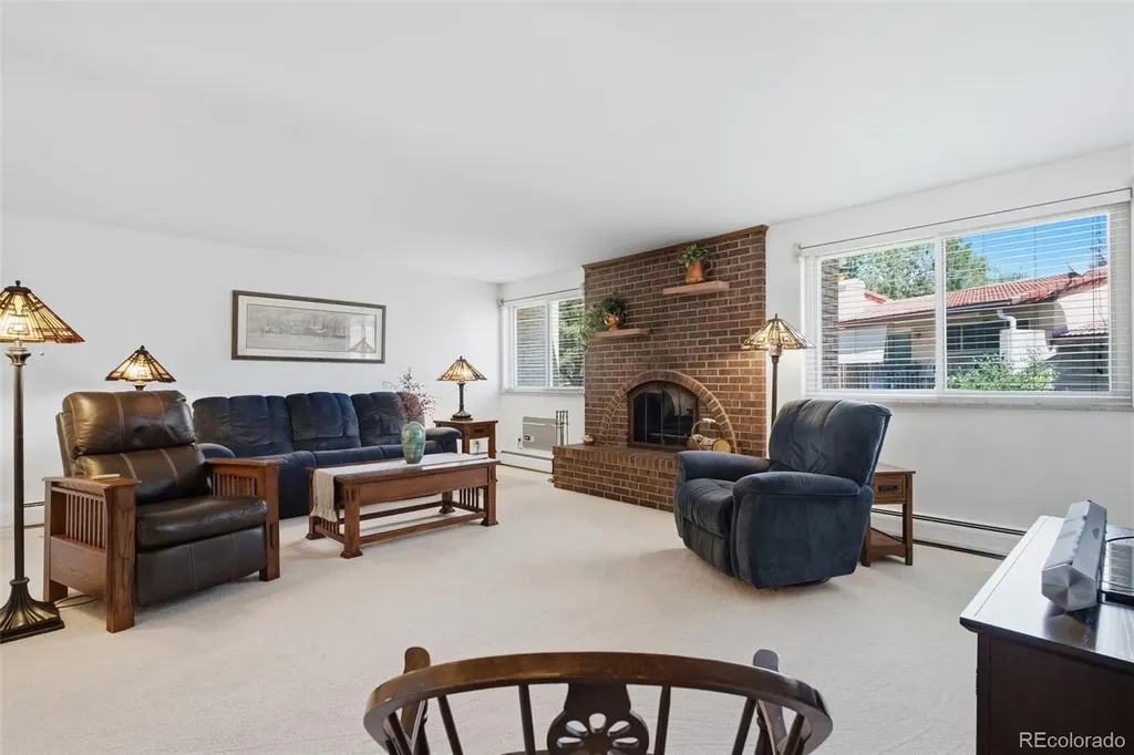 2654 S Ames Way Lakewood CO 80227