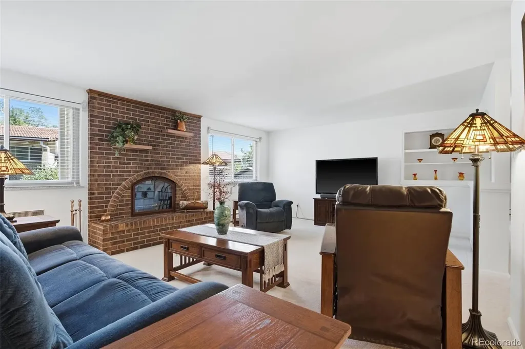 2654 S Ames Way Lakewood CO 80227