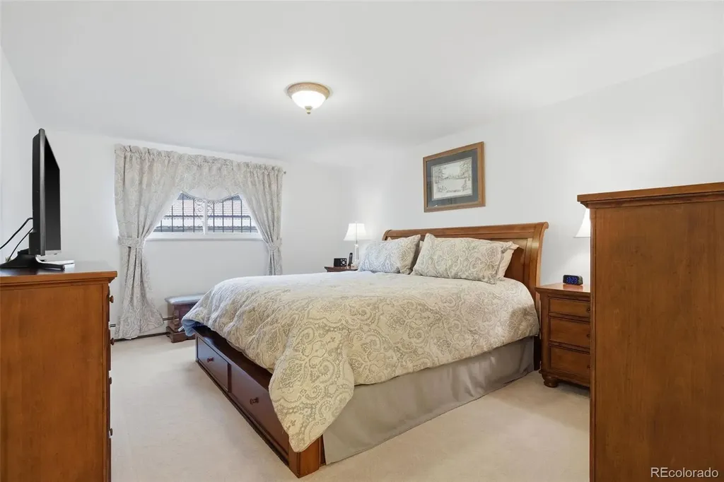 2654 S Ames Way Lakewood CO 80227