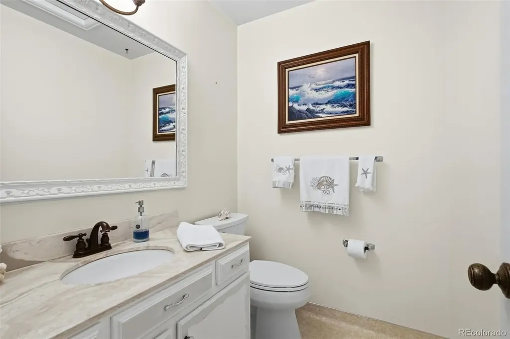 2654 S Ames Way Lakewood CO 80227