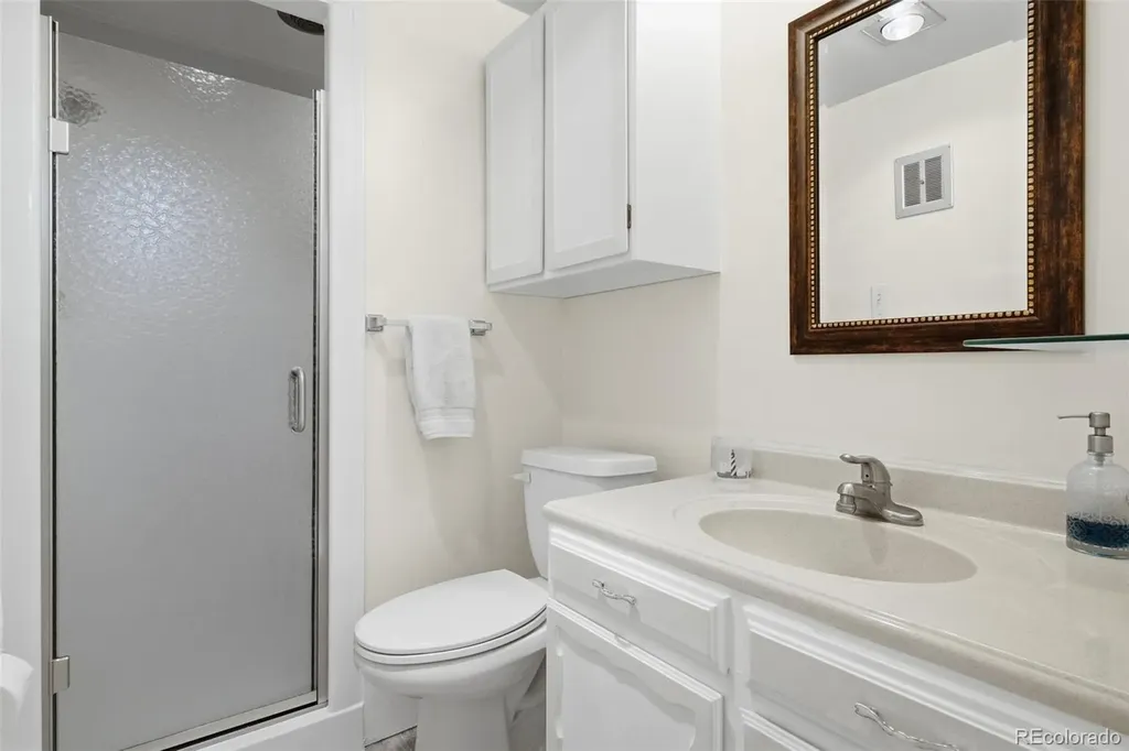 2654 S Ames Way Lakewood CO 80227