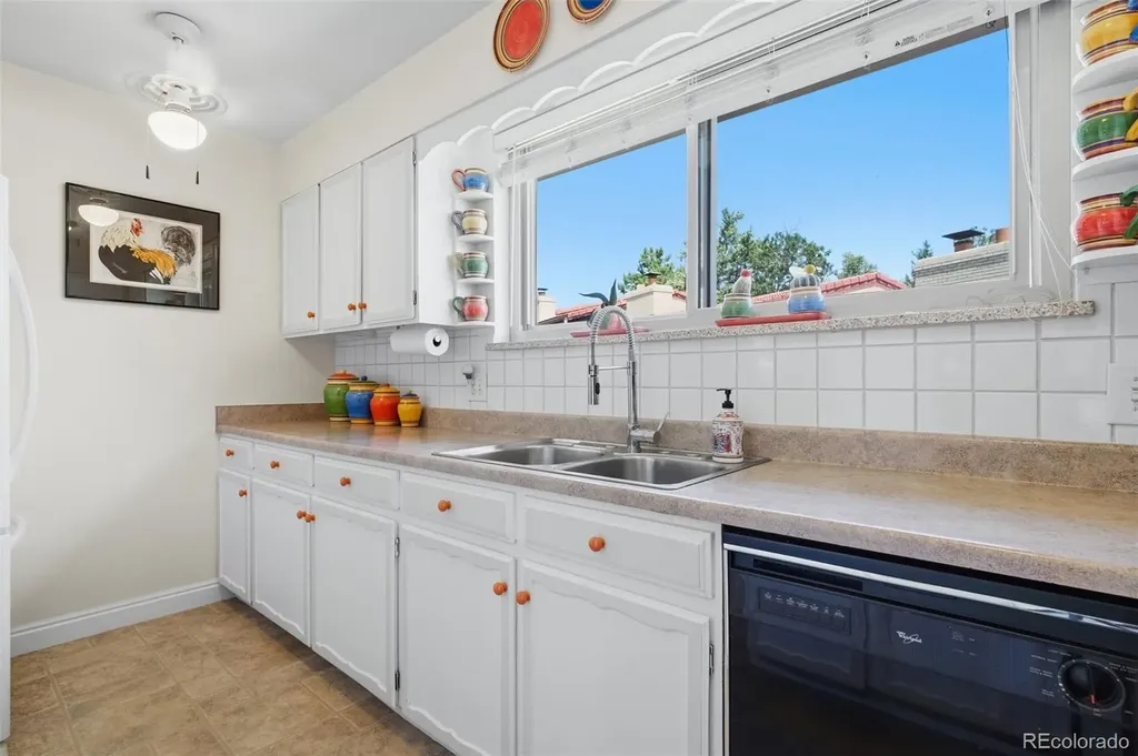 2654 S Ames Way Lakewood CO 80227