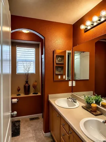2420 S Fundy Circle Aurora CO 80013