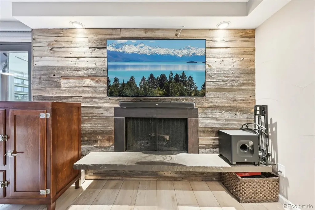 2 Adams Street Denver CO 80206