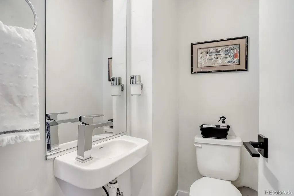 3969 Inca Street Denver CO 80211