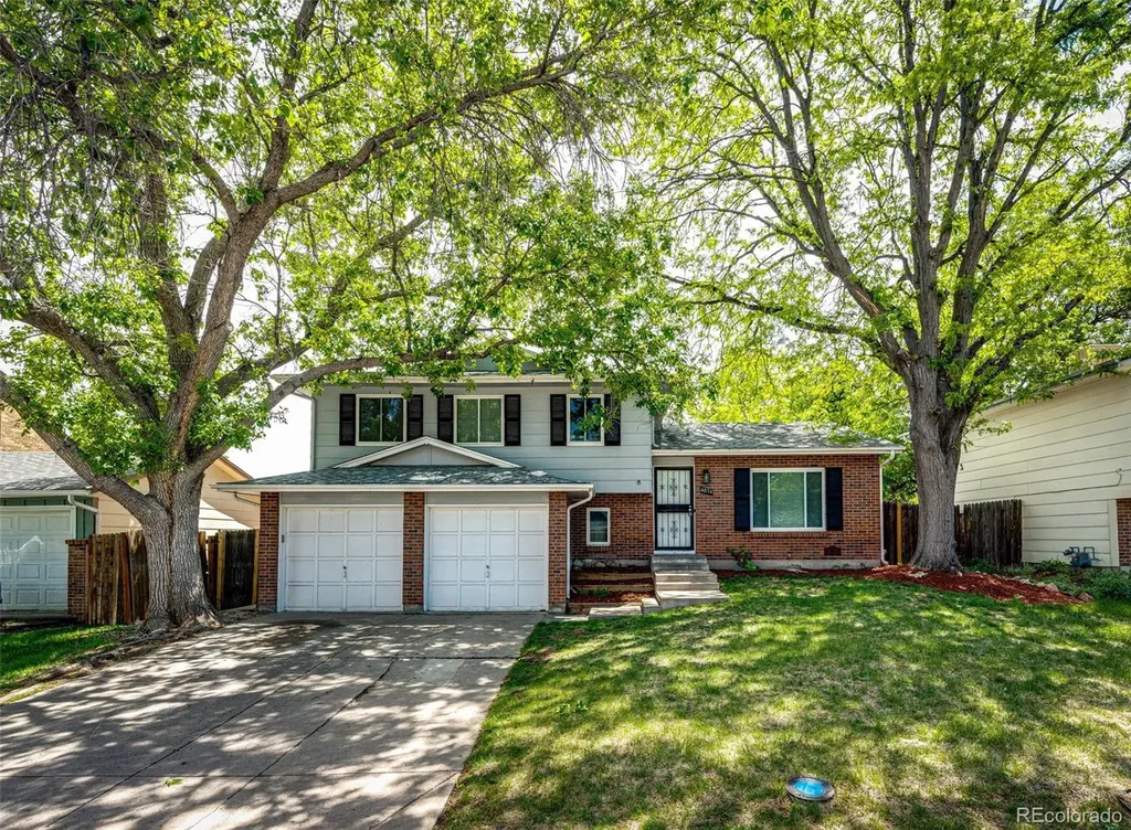 4674 S Estes Street Littleton CO 80123