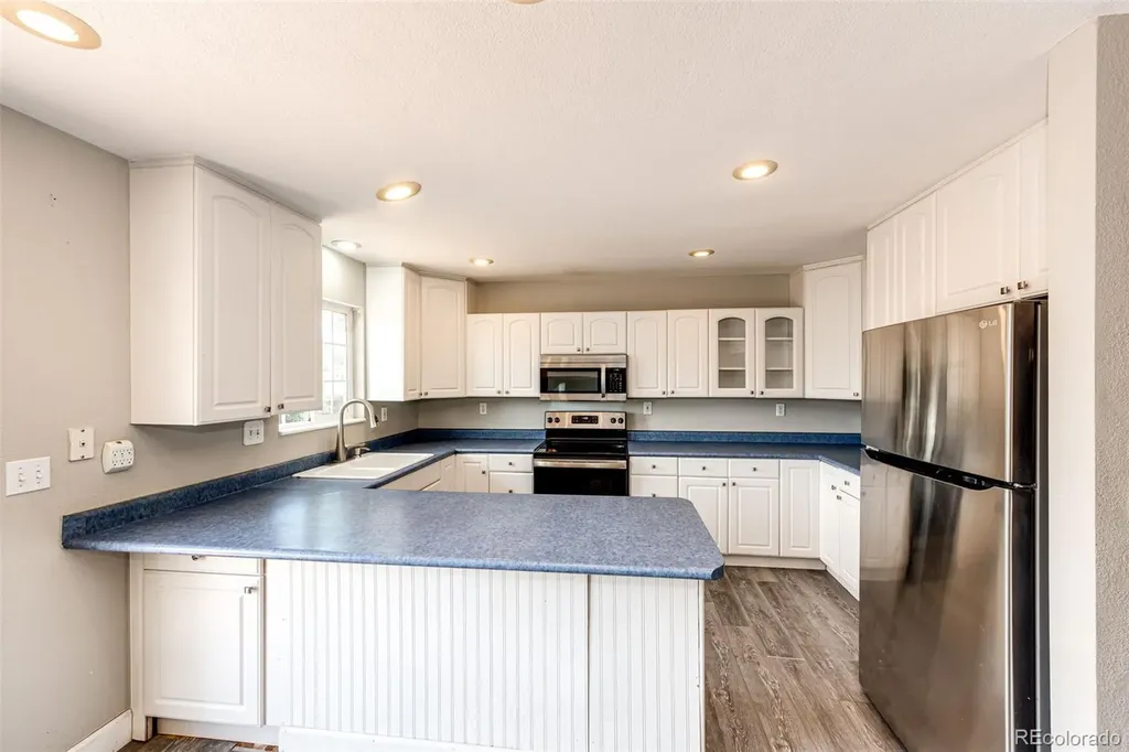 4674 S Estes Street Littleton CO 80123